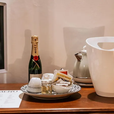 19.52 Bed & Breakfast *