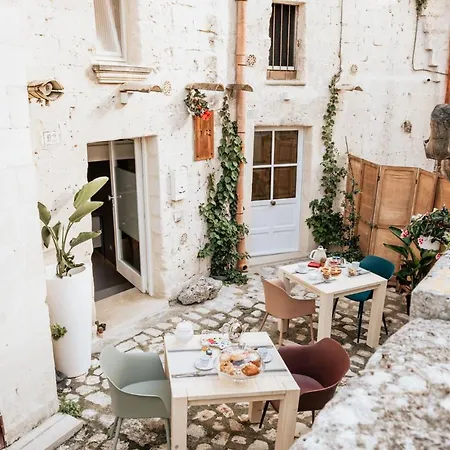 19.52 Nocleg ze śniadaniem Matera